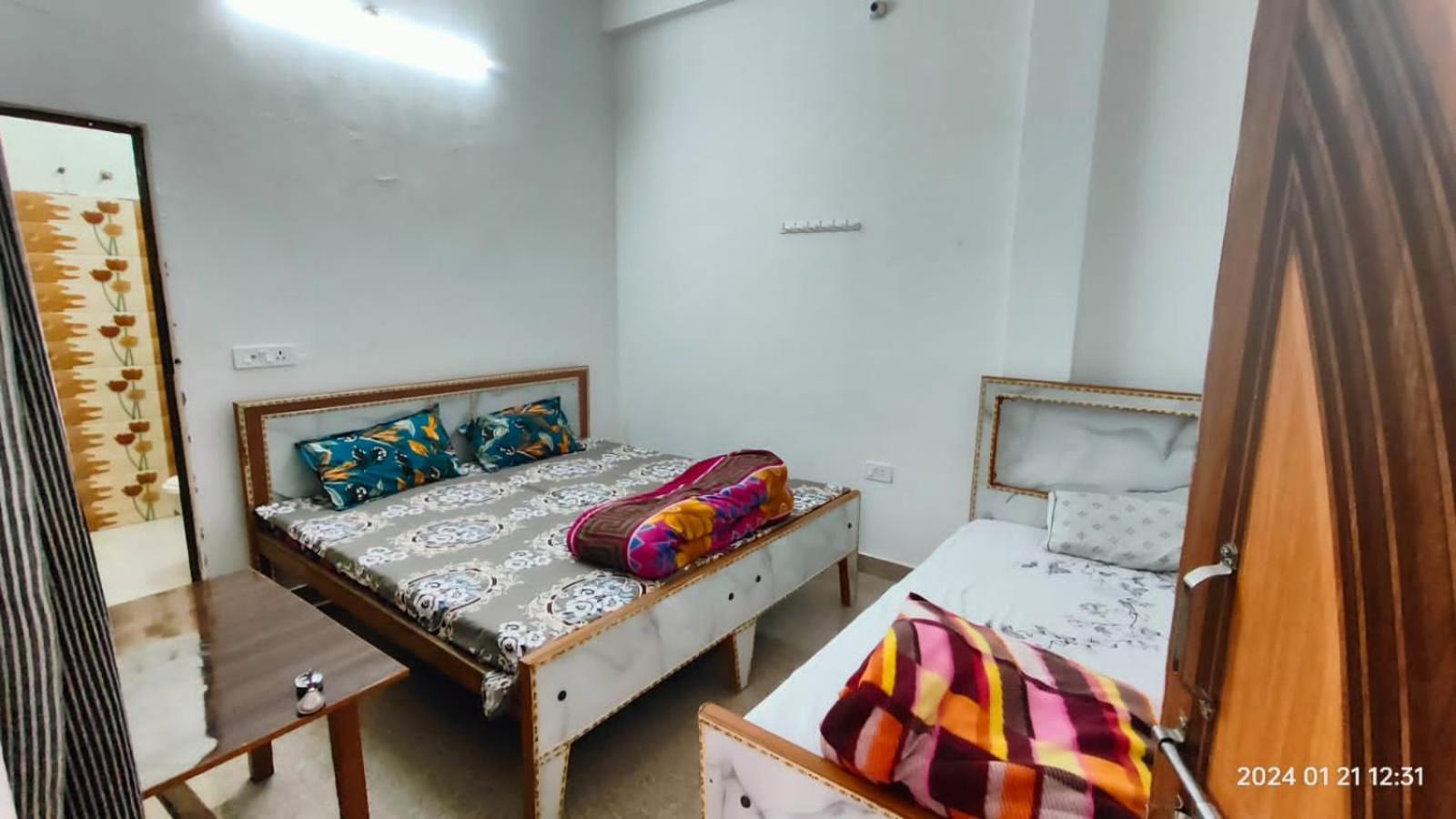 Gopal Sadan-2 Apartment วรินดาวัน ภายนอก รูปภาพ