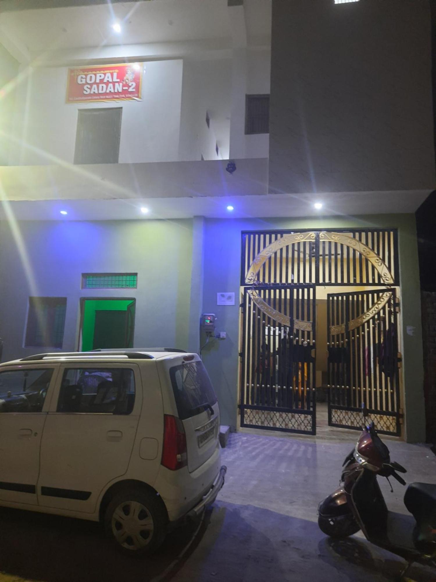 Gopal Sadan-2 Apartment วรินดาวัน ภายนอก รูปภาพ