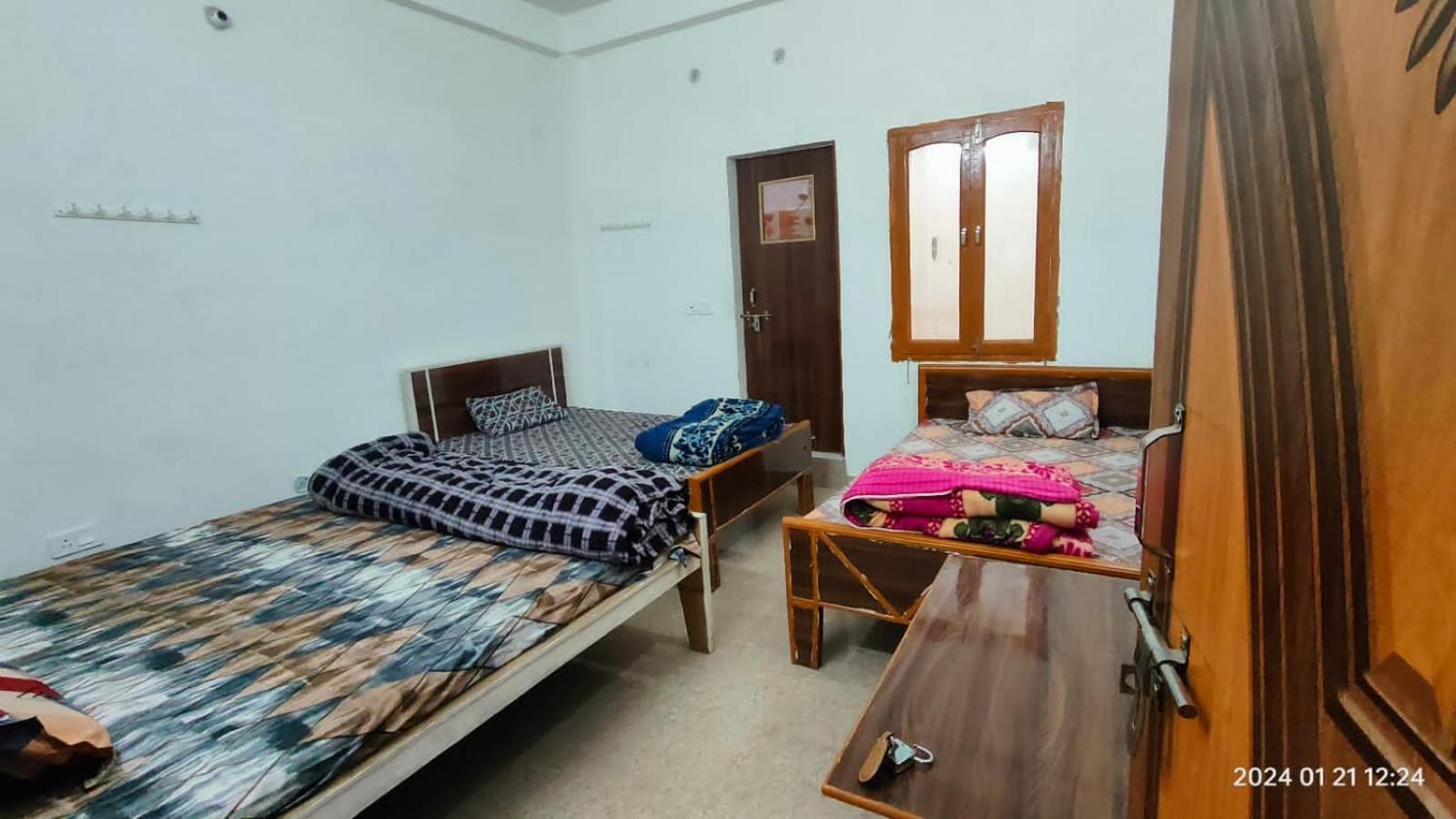 Gopal Sadan-2 Apartment วรินดาวัน ภายนอก รูปภาพ